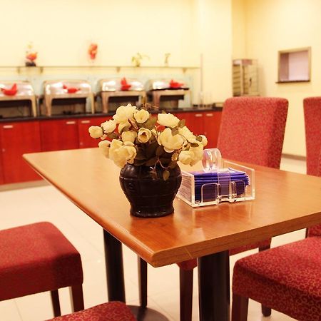 Hanting Express Qingdao Zhongshan Road Екстериор снимка