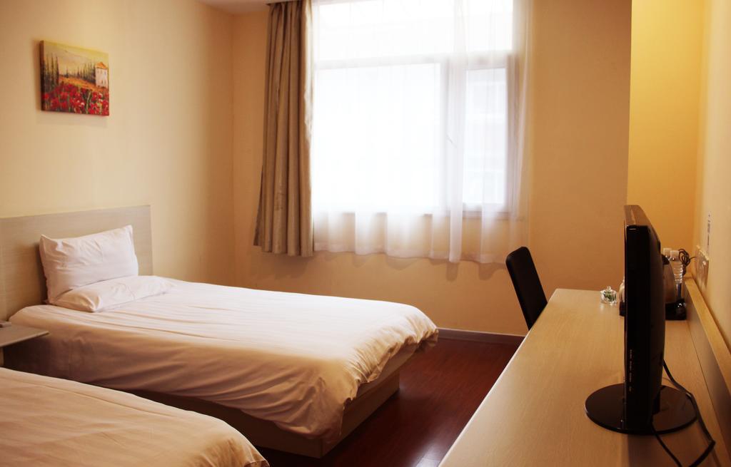 Hanting Express Qingdao Zhongshan Road Стая снимка