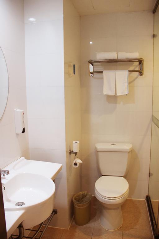 Hanting Express Qingdao Zhongshan Road Екстериор снимка