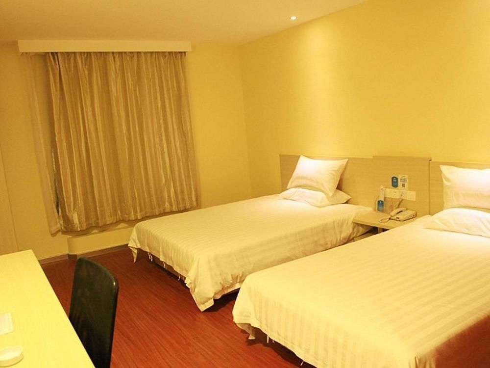 Hanting Express Qingdao Zhongshan Road Екстериор снимка